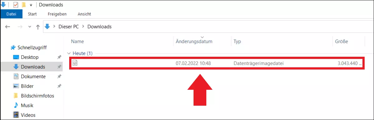 Heruntergeladene ISO-Datei im zugehörigen Ordner