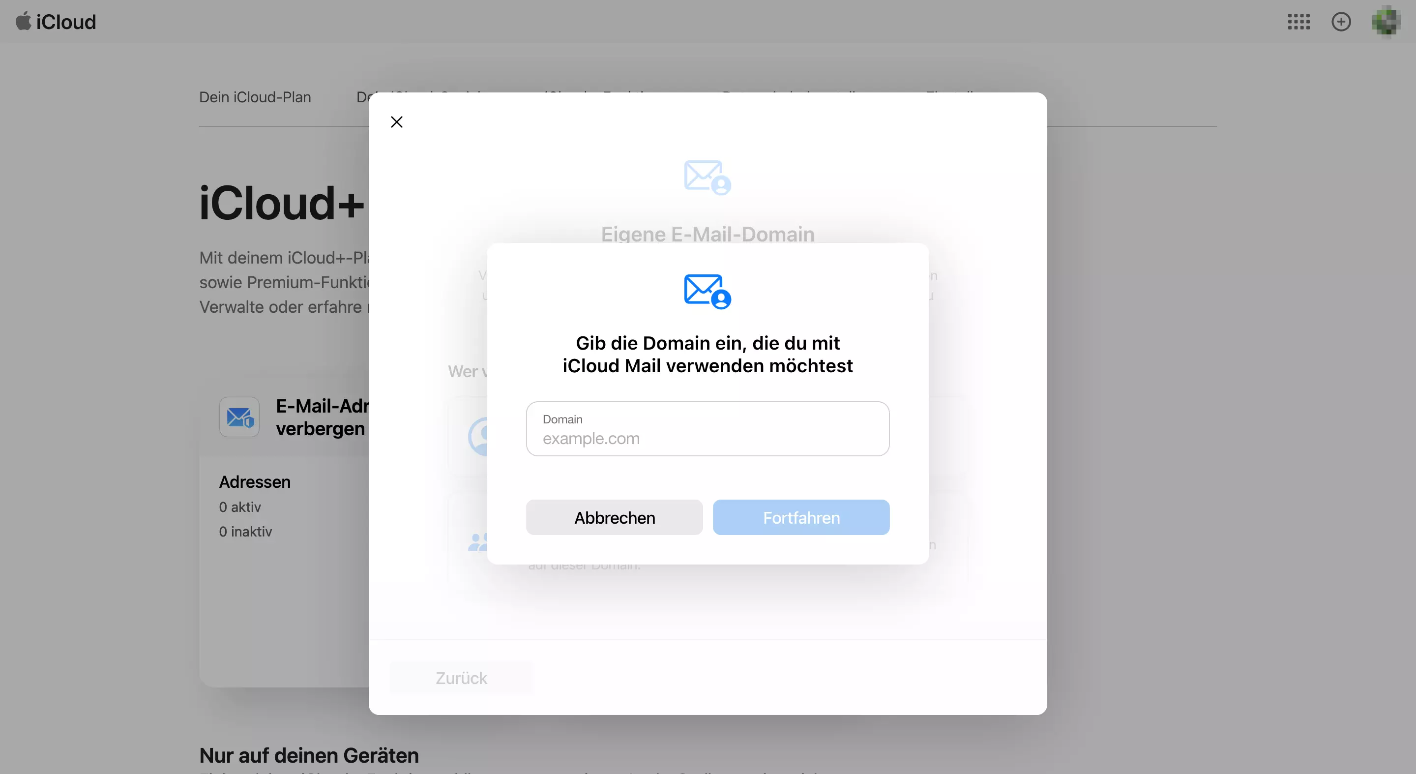 iCloud Mail: Auswahl der eigenen Mail-Domain